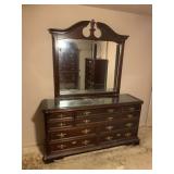 Bassett Dresser w/Mirror