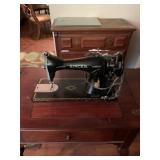 VIntage Singer Sewing Machine in Cabinet