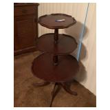 3-Tier Pie-Crust Scalloped Edge Table