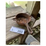 Small Mini Cast Iron Ash Tray Skillet