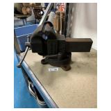 Vintage Morgan Chicago Bench Vise 145
