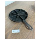 Cast Iron Corn Bread Skillet