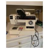 Singer Sewing Mcahine Model 6235