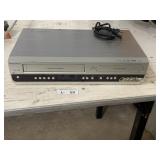 Magnavox DVD/VCR ZV420MW8