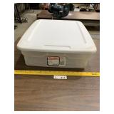 Plastic Storage Tote 28qt