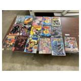 (16) Mixed DC Comics