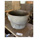 Cast Iron 3 Toed Pot