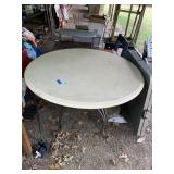 Round Table w/Wrought Iron Base