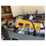 DeWalt Angle Grinder D28112