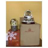 (2) Christmas Decor