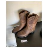 Womens Ariat Boots 6B
