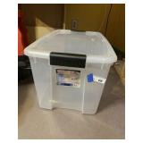 Plastic Storage Tote 70qt