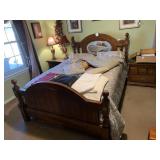Queen Size Bed w/Mirror Head Board