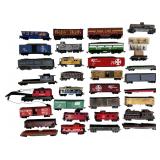 HO Scale Model Railroad Cars & Rolling Stock