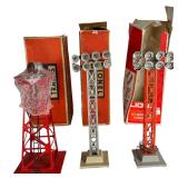 Lionel Train Rotating Beacon & Floodlight Towers