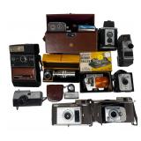 Vintage Cameras & Access.- Kodak, Polaroid, Browni
