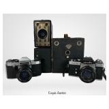Antique & Vintage Cameras- Minolta Praktica Kodak