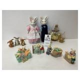Bunny Family Scenes & Rabbit Statues