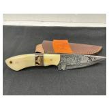 Damascus Steel Knife with Sheath