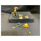 Set of Five Decorative Cast Iron Items