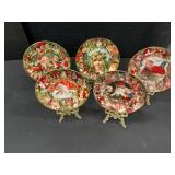 5 Victorian Christmas Plates