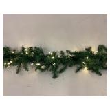 5 Monroe Pine Pre-Lit Garlands