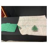 Christmas Tablecloth and Green Table Runner