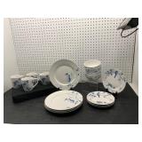 Paula Deen Indigo Blossom Dinnerware Set