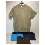 6 New Gildan T-Shirts, Sizes Medium