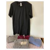 5 XS Mixed Brands T Shirts!