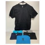 6 NEW Gildan T-Shirts, Size Small
