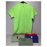 6 NEW Gildan T-Shirts, Size Small