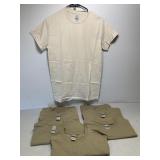 8 NEW Gildan T-Shirts, Size Small
