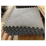 16 USED Interlocking Foam Mats, 1/2 x 24 x 24 in