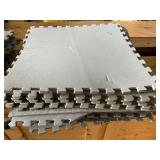 16 USED Interlocking Foam Mats, 1/2 x 24 x 24 in