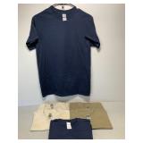 6 NEW Gildan T-Shirts, Size Small