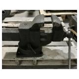 ATHOL 16ï¿½ Shop Vise!