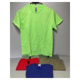 6 NEW Gildan T-Shirts, Size Small