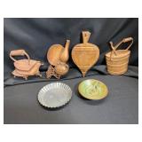 VTG Cast Aluminum Wall Plaques and Decor