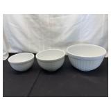 3 Ribbed White Ceramic Bowls