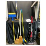 Cleaning Tools and Vacuum