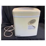 Magic Chef Portable Ice Maker Model MCIM15W