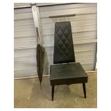 Vintage Black Gentlemanï¿½s Chair