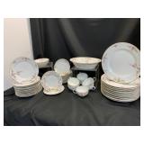 H & C Selb Bavaria Dinnerware Set