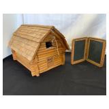 Wooden Model Barn and Chalkboard Set