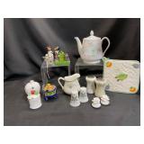 VTG Plastic Millie & Willie Penguin S&P Shakers Pl