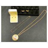 Jewelry Set with Gold-Tone Pieces