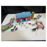 30-Piece Animal Kingdom Farm Playset