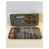 Old Timer Two-Knife Set in Tin Case