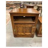Oak Side Cabinet With Pull-Out Tray